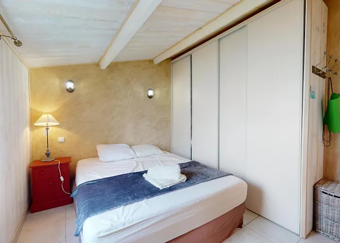 度假居 La Bleu 300 M De La