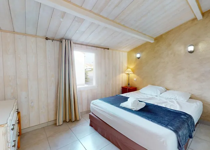 度假居 La Bleu 300 M De La 布雷蒂诺斯梅尔